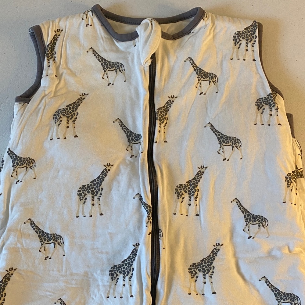 Giraffe Kyte Baby Sleep Bag Walker White and Gray